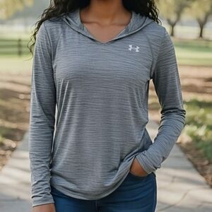 Under Armour Lightweight Hoodie (LS35)